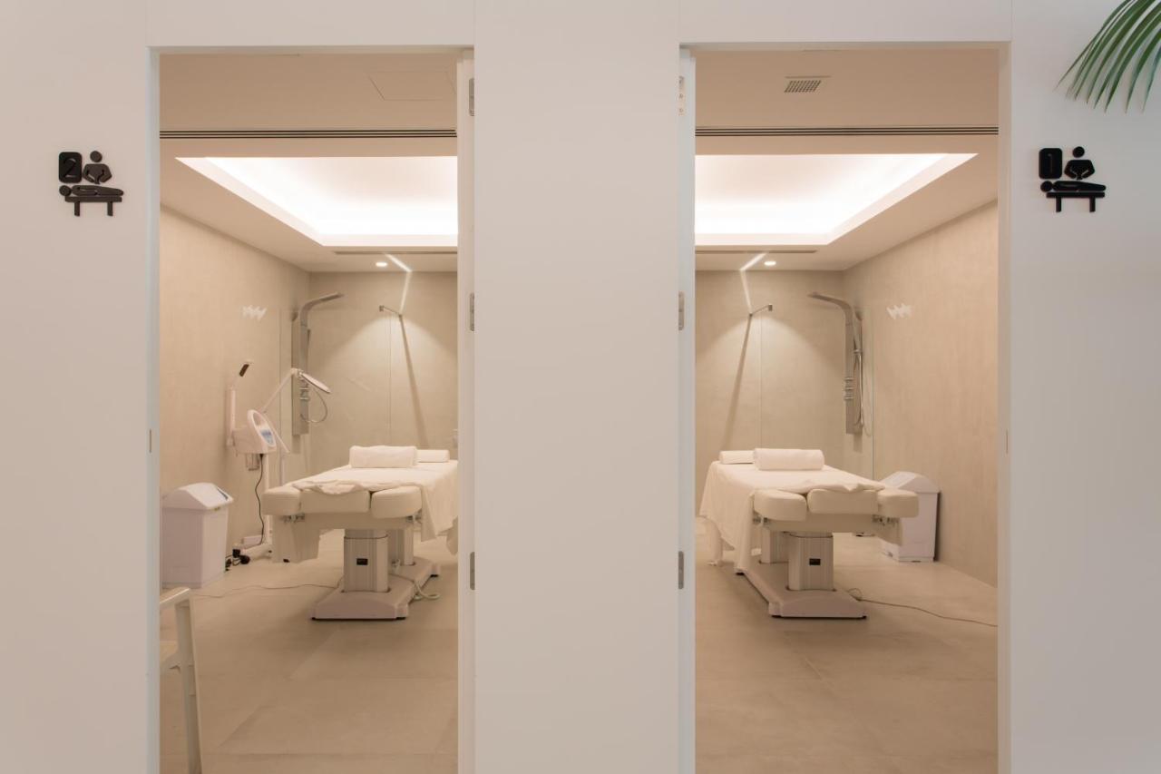 Sa Pedrera Suites & Spa Es Pujols Bagian luar foto