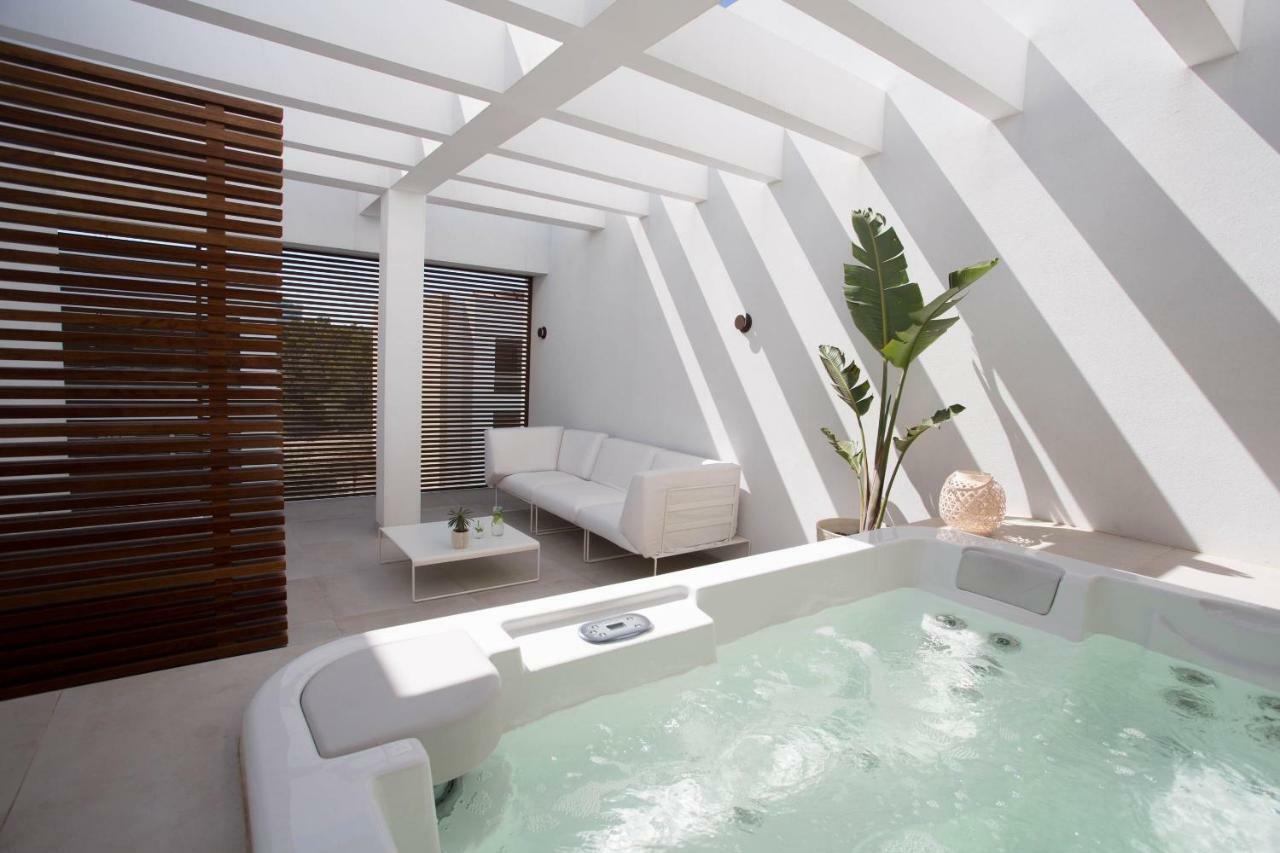 Sa Pedrera Suites & Spa Es Pujols Bagian luar foto